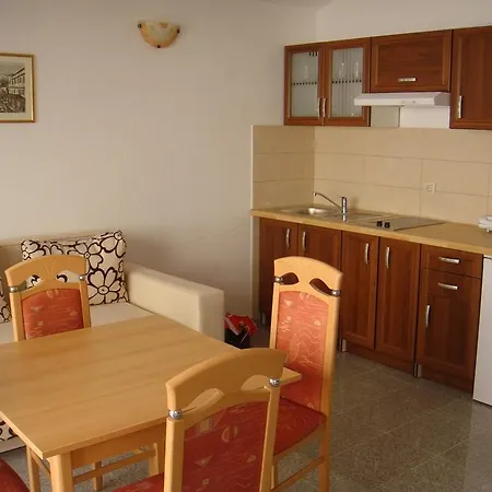 Apartman House Povlja *