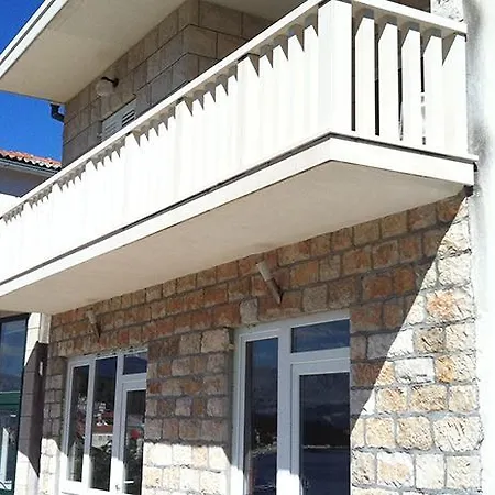 Apartman House Povlja *